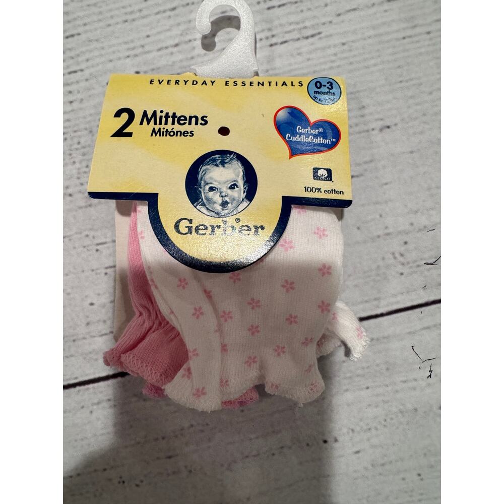 Vintage Gerber Mittens Size 0-3 months